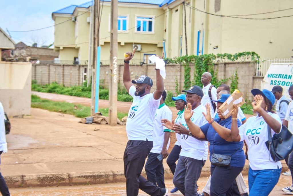 0d646462-d59b-4bb2-a8c9-fffe910ad773